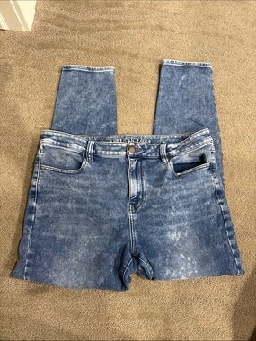 American Eagle Outfitters Light Blue Skinny Jeans